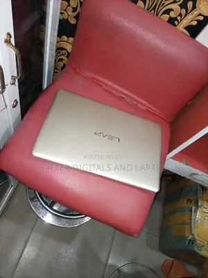 New Laptop HP MT21 2GB Intel Celeron HDD 32GB