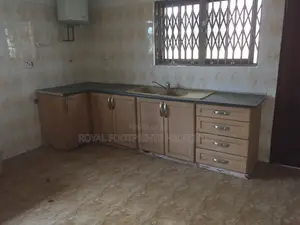 5bdrm House in Adjiriganor for Rent