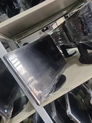 COMPUTER DESKTOP MONITOR 22 Inches Wide