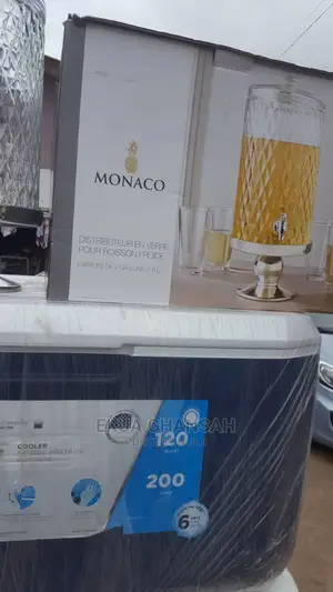 7.6L Glass Juice Dispenser