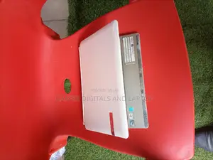 Laptop Packard Bell Dot S2 2GB Intel Atom HDD 128GB