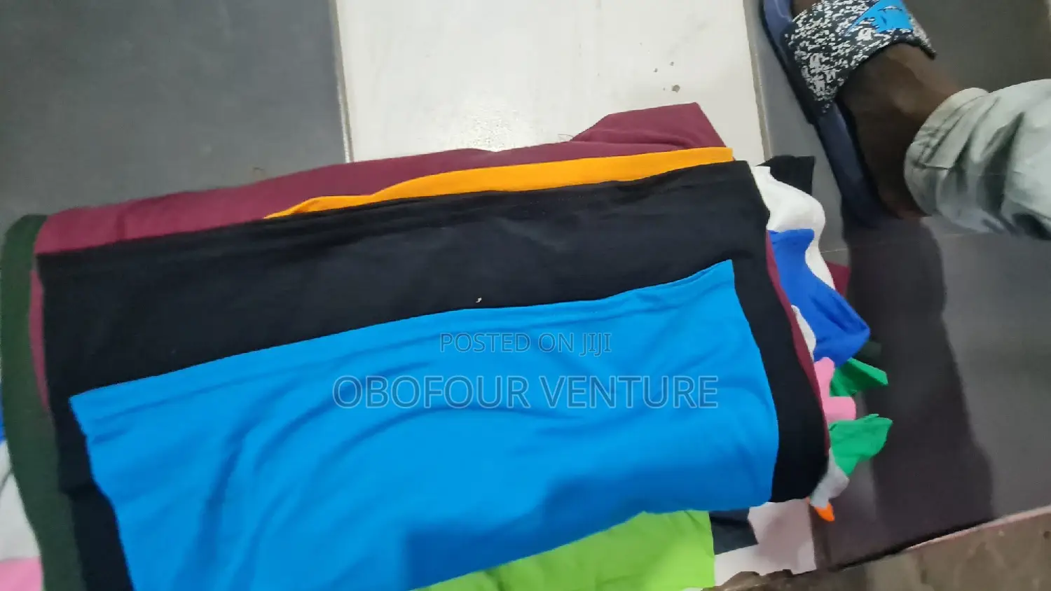 Quality Pure Cotton Gildan T-shirts.