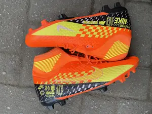 Original Anklet Football Boot at Cool Price