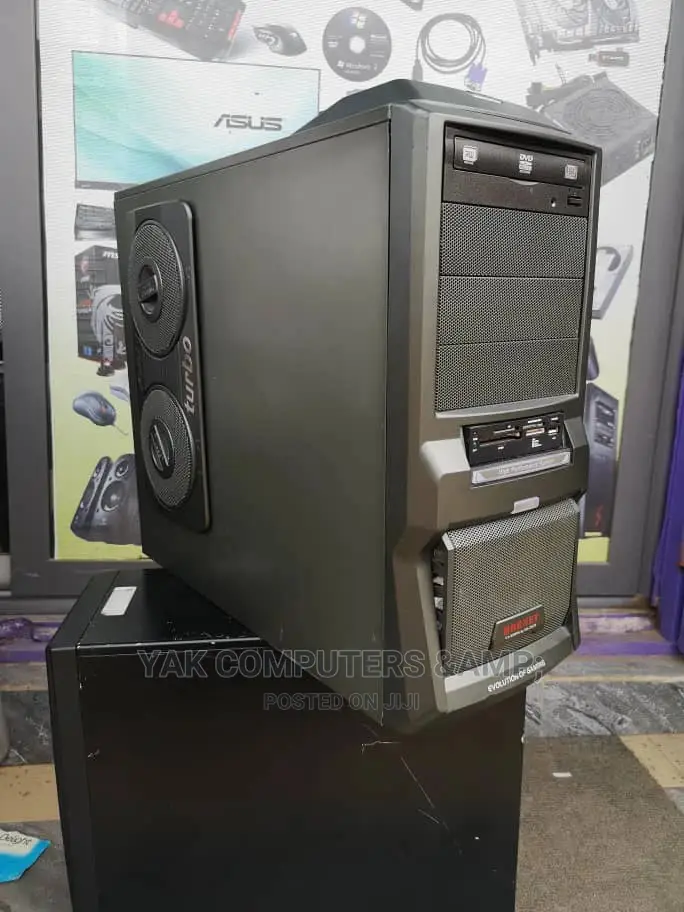 Desktop Computer Asus 16GB Intel Core I7 HDD 2T
