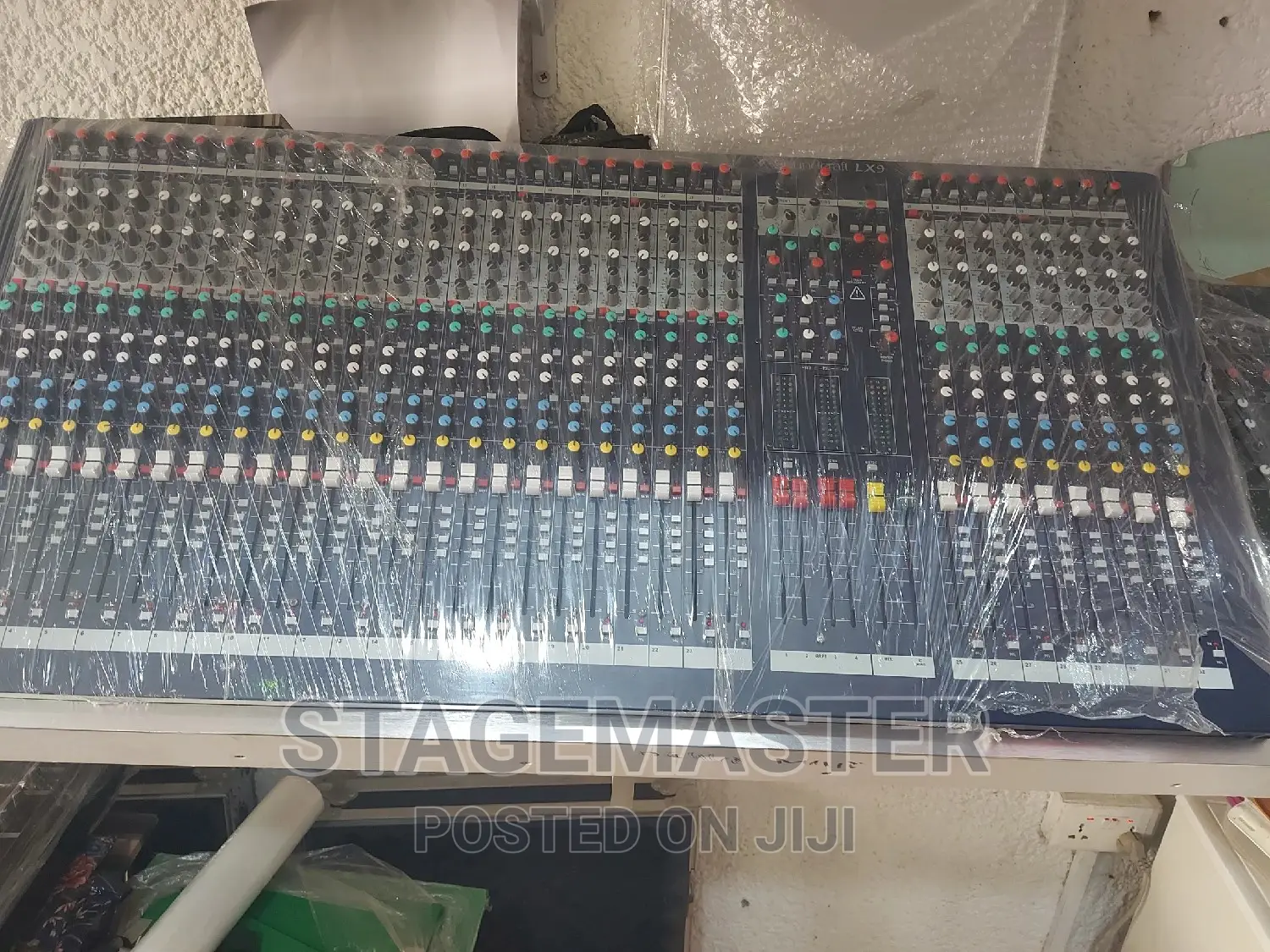 Souncraft 32 ( Lx9 )