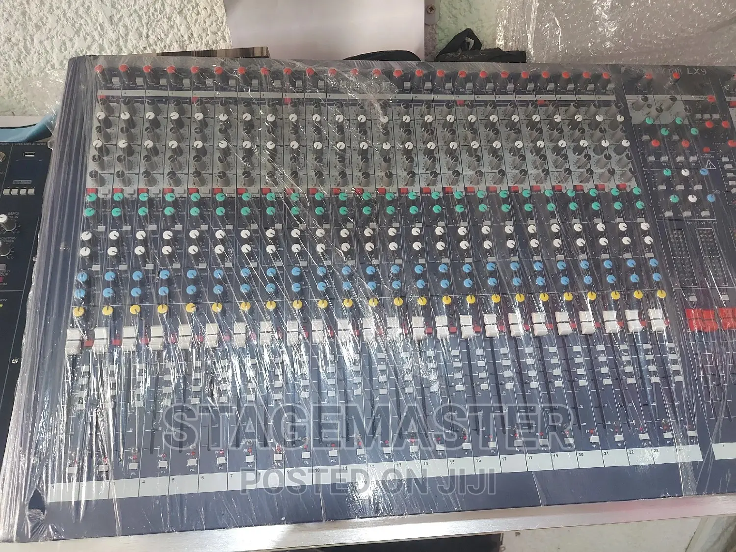 Souncraft 32 ( Lx9 )