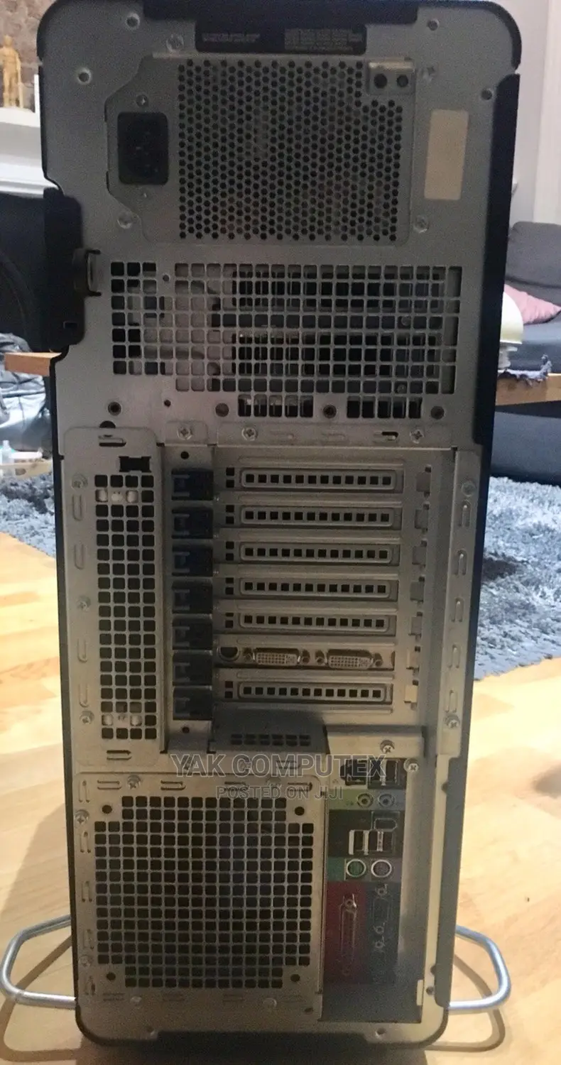 Desktop Computer Dell Precision 5720 16GB Intel Xeon HDD 1T