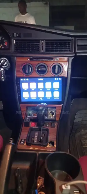 Mercedes Benz Old Type Android Car System in Stock