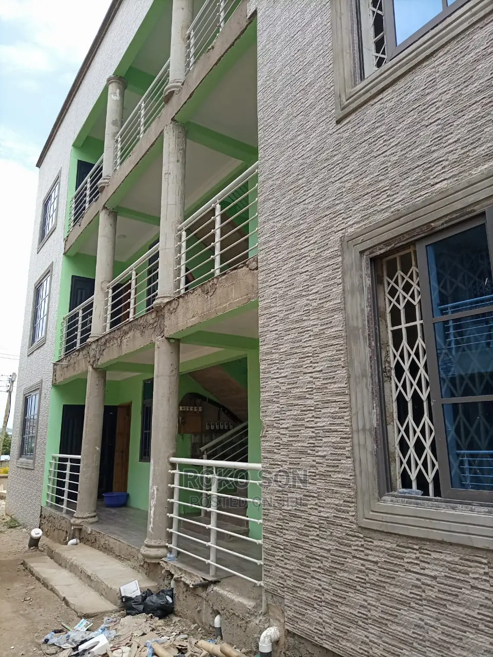 1bdrm Block of Flats in Dr Roko, Accra Metropolitan for rent