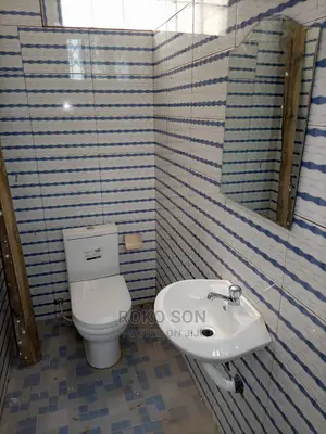 1bdrm Block of Flats in Dr Roko, Accra Metropolitan for rent