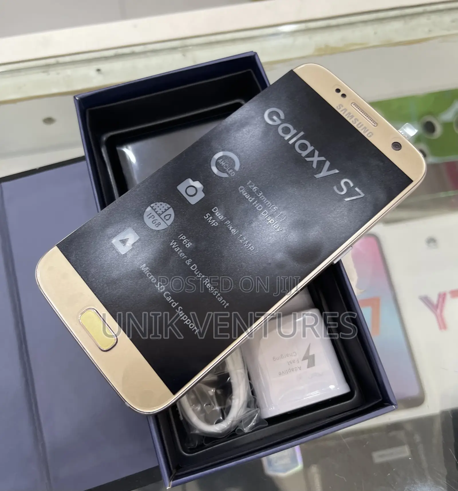 New Samsung Galaxy S7 32 GB Gold