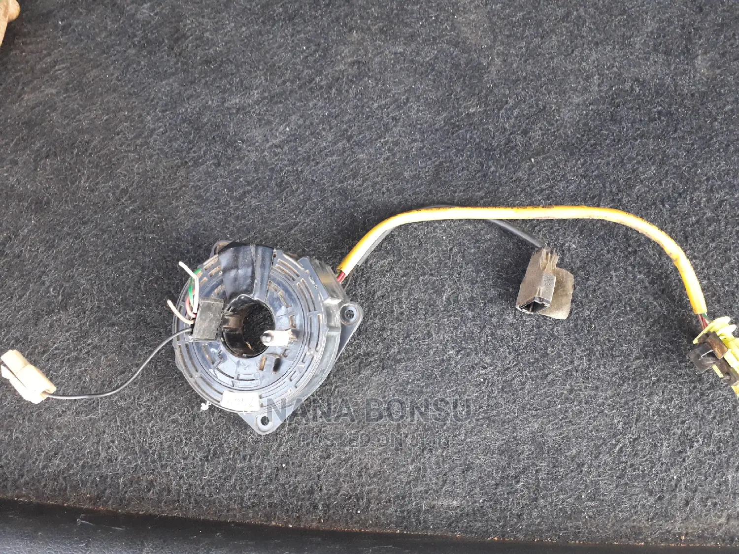 Chevrolet Spark Horn Plate