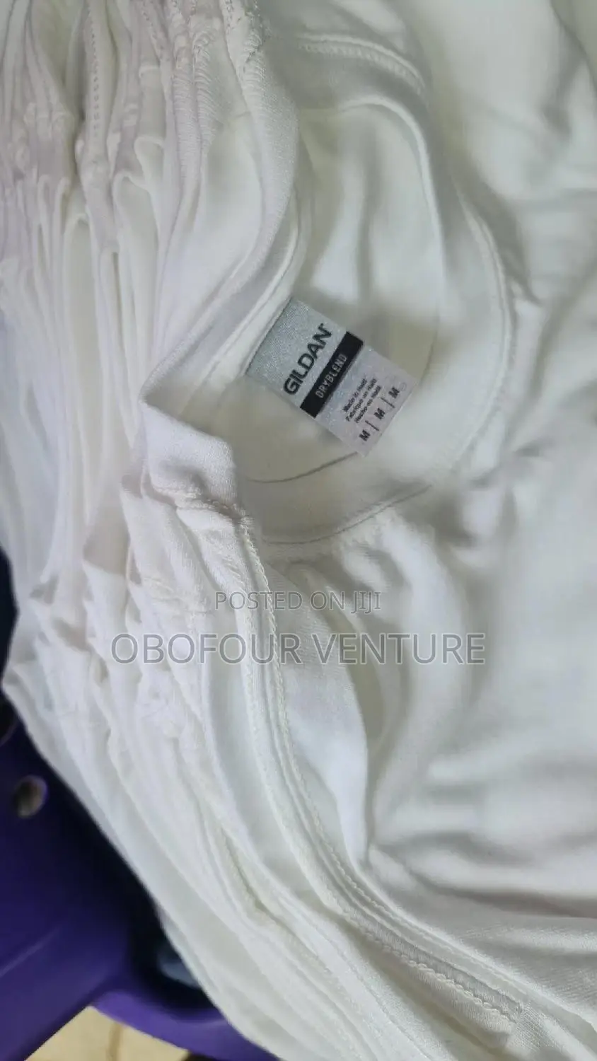 Gildan Round Neck T-shirts