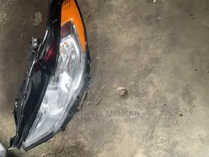 Ford Fusion 2017 Head Light