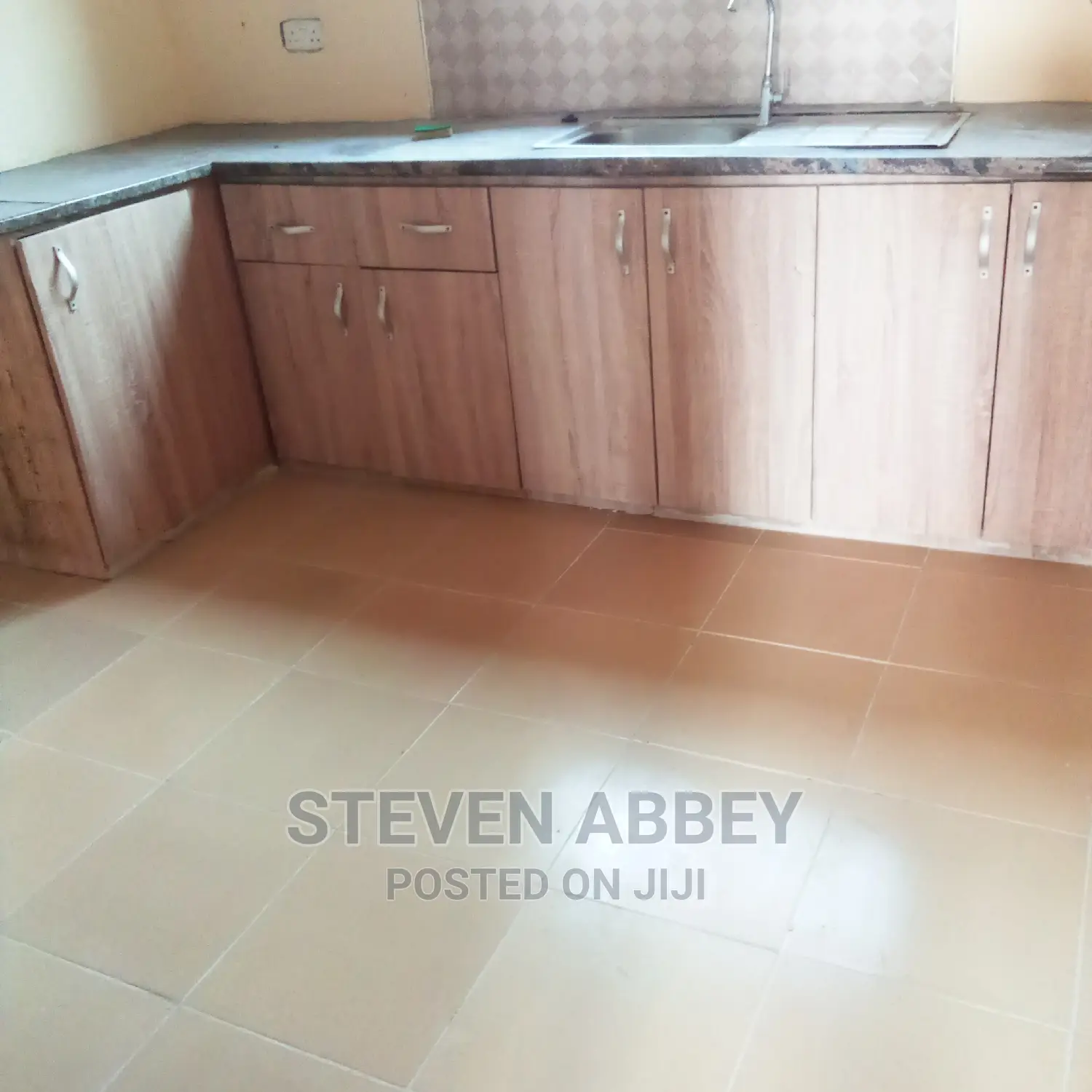 2bdrm Apartment in Adom Agency, New Town for Rent