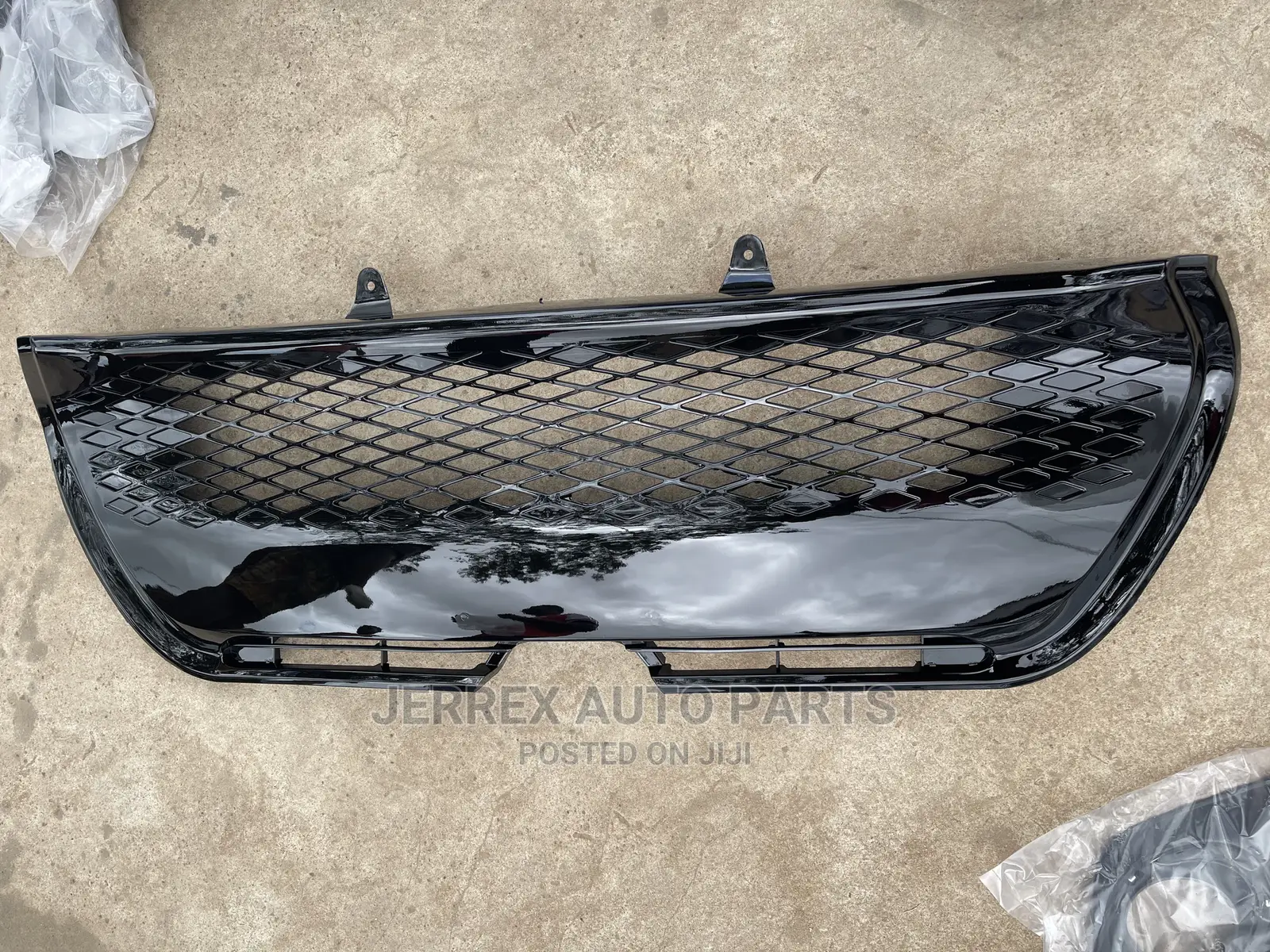 Toyota Corolla 2017-2018 Down Grille/Shells