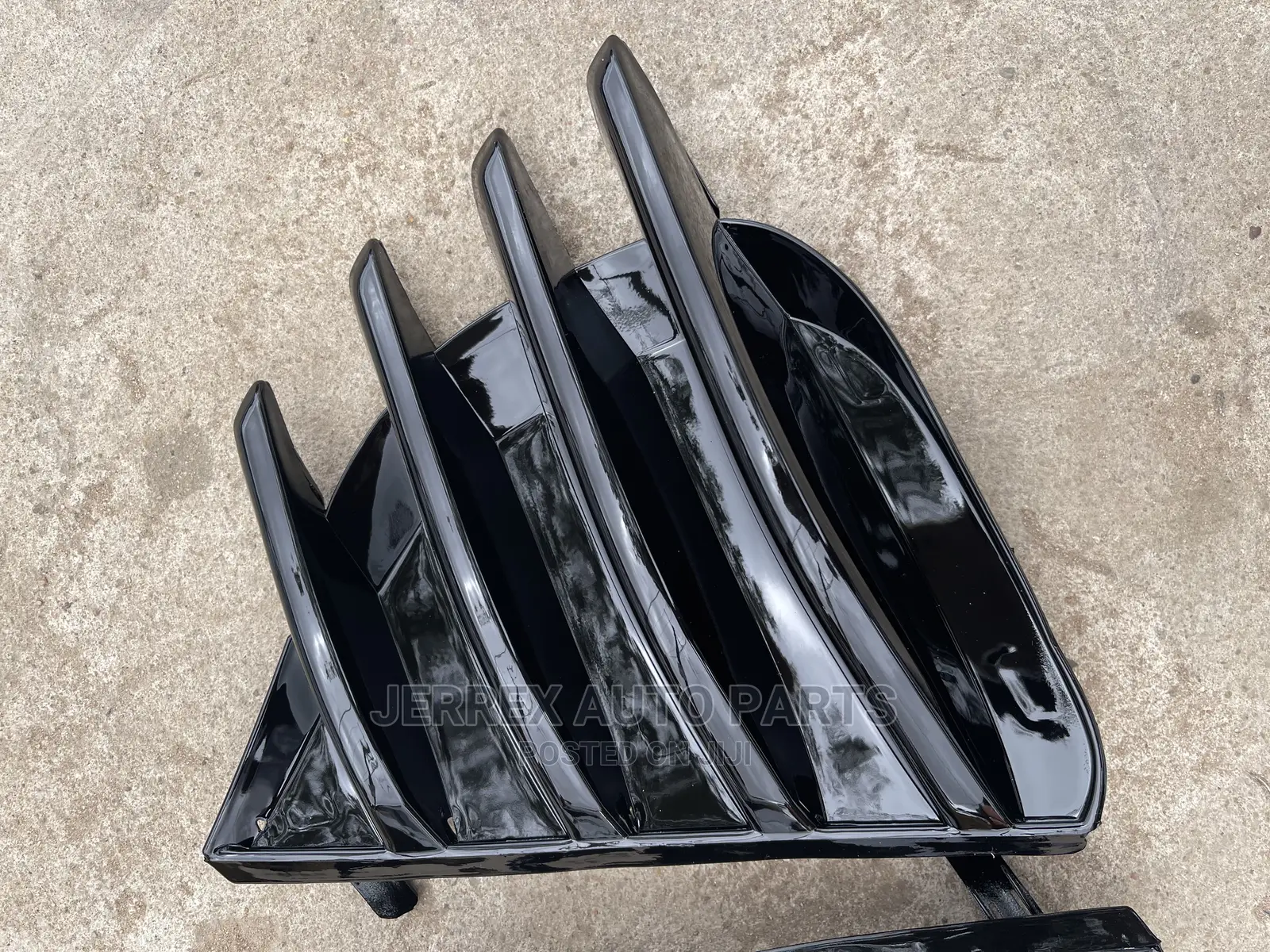 Toyota Corolla 2017-18 Fog Light Cover