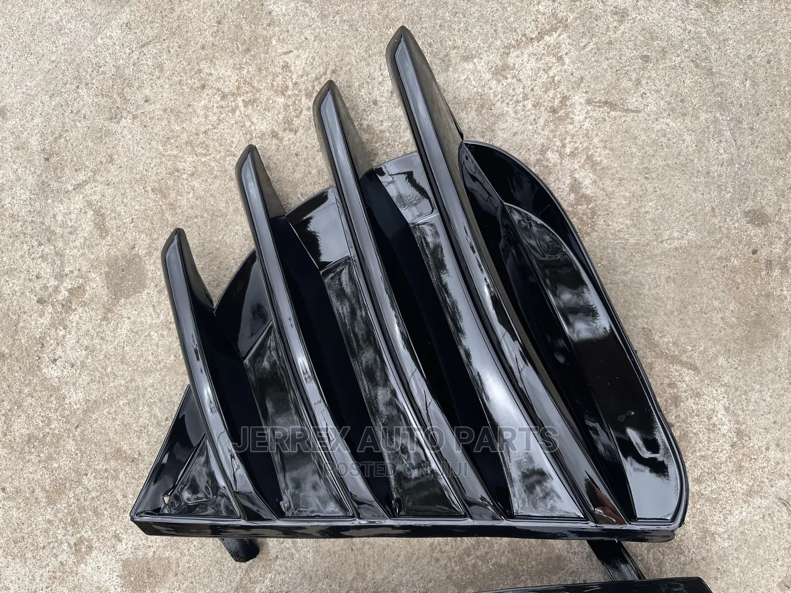 Toyota Corolla 2017-18 Fog Light Cover