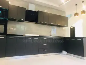 4bdrm Duplex in Hills, East Legon for sale