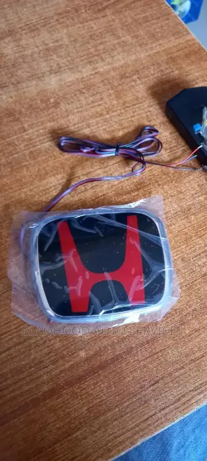 Honda Civic/Accord/Cr-v/Hr-v LED EMBLEM/CROWN Available