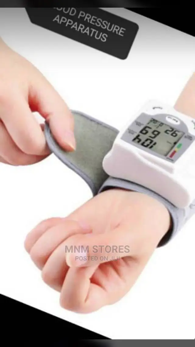 Wrist Blood Pressure Checker