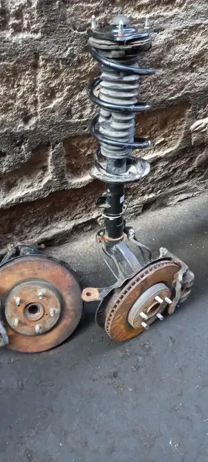 Honda Pilot 2016-2019 Front SHOCK and HUB Pair for Sale