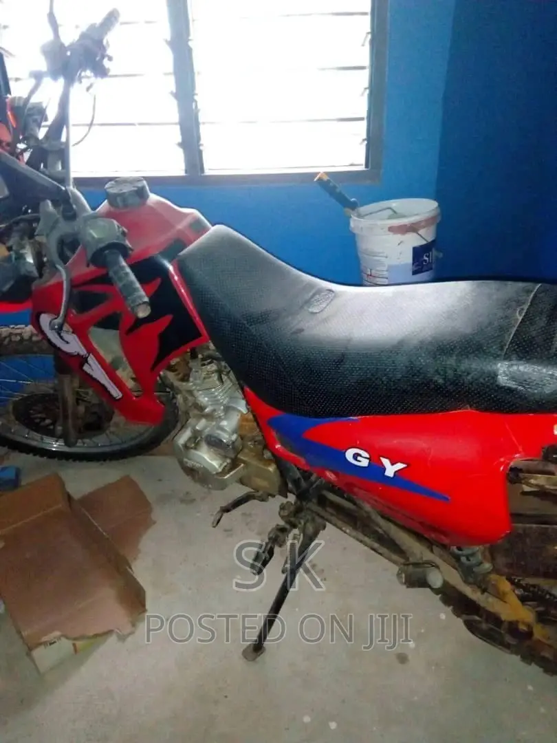 Yamaha Gear 2009 Red