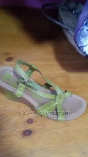 Ladies Platform Sandles