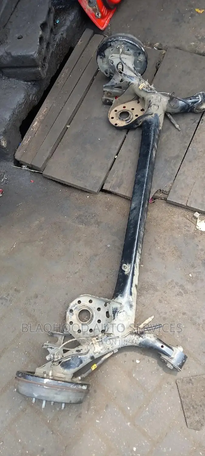 Toyota Yaris/Vitz 2006-2012 BACK AXLE Complete for Sale