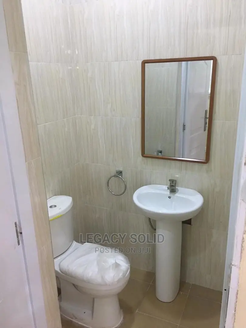 2bdrm Apartment in Legacy Consult, Ledzokuku-Krowor for rent