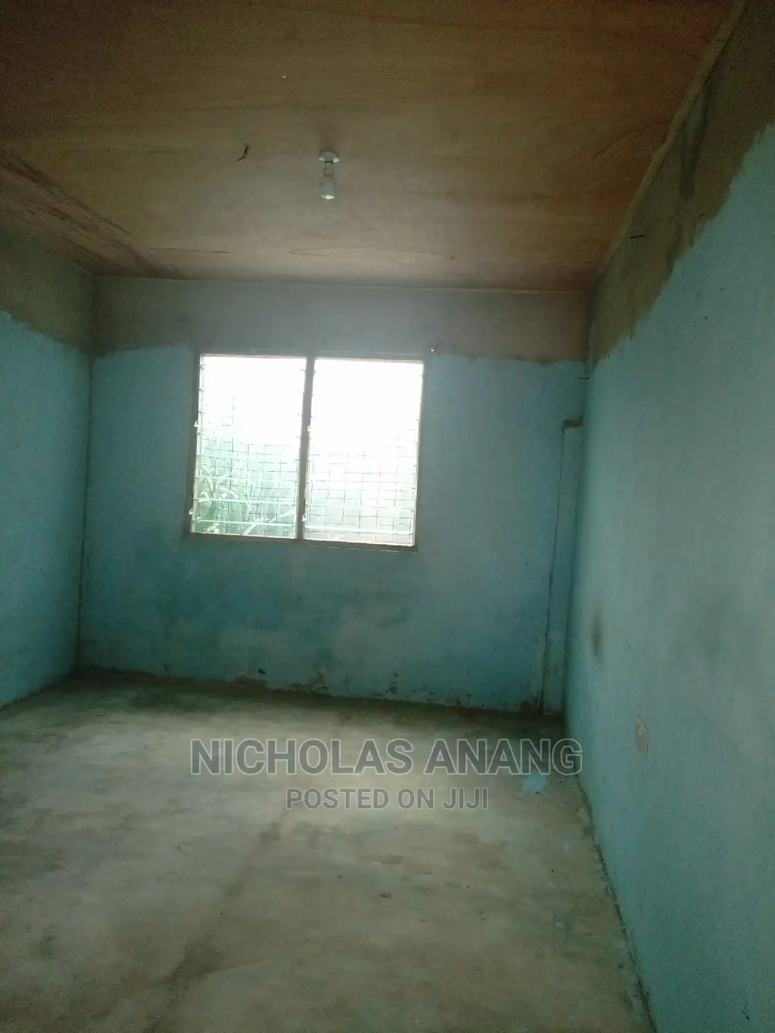 1bdrm House in New Town for rent