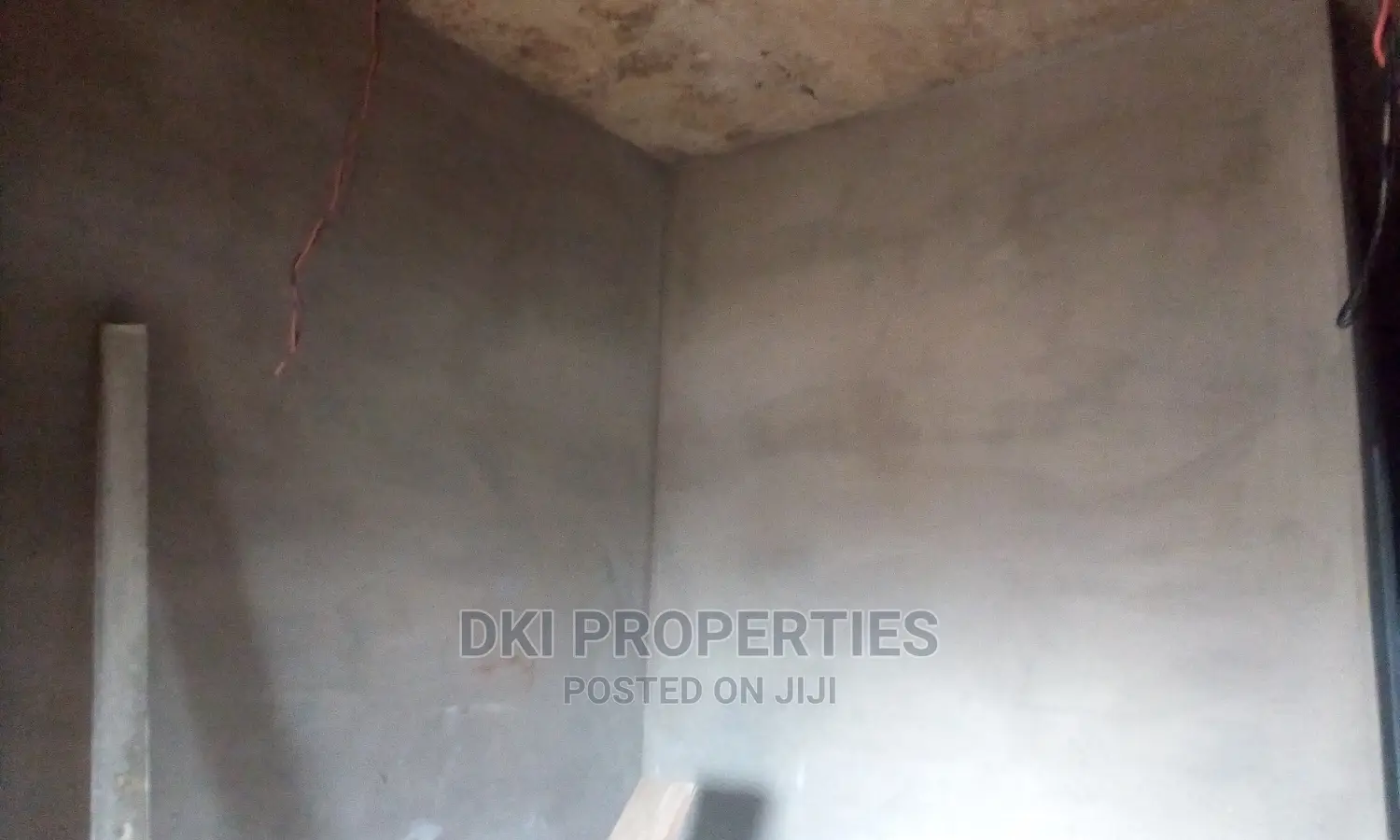 Mini Flat in Amanfrom, Frafraha for sale