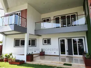 4bdrm Mansion in Airport Hills, Cantonments for Sale