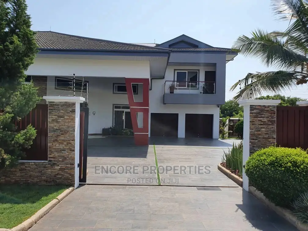 4bdrm Mansion in Airport Hills, Cantonments for Sale