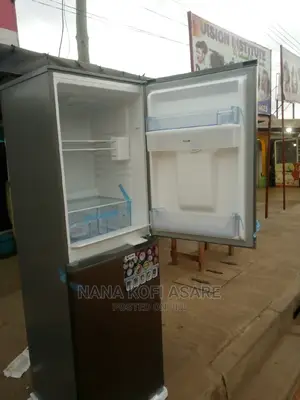 Pearl 250litres Buttom Freezer Refrigerator