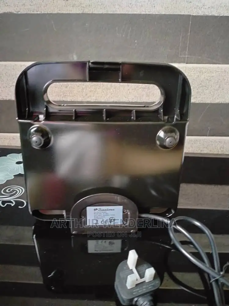 Binatone Binatone Sandwich Maker ST 801- Black