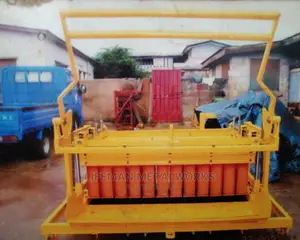 Egg Laryer Block Making Machine