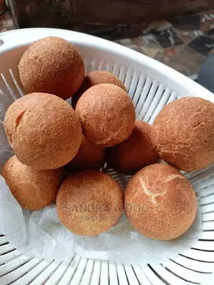 Frozen and Fried Samosa, Spring Rolls,Pie, Cupcakes and More
