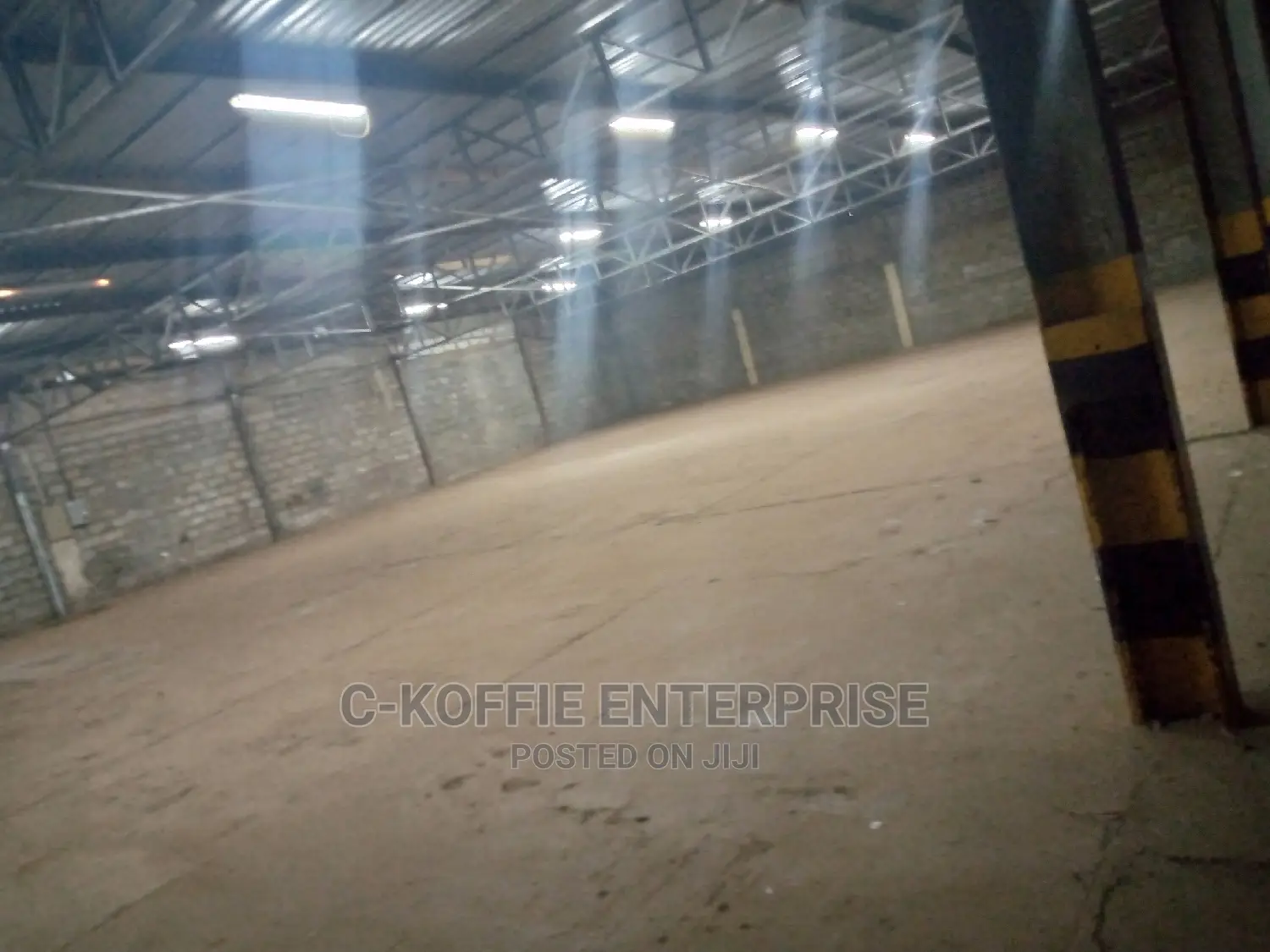 1000sqm Warehouse at Madina