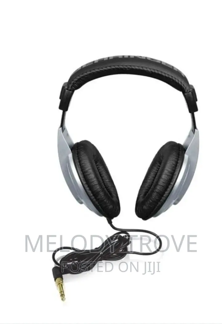 Behringer HPM 1000