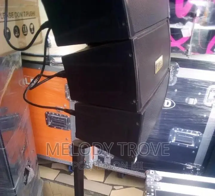 Yamaha 4×4 Line Array PA Speaker System Combo