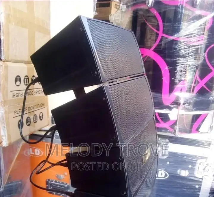 Yamaha 4×4 Line Array PA Speaker System Combo