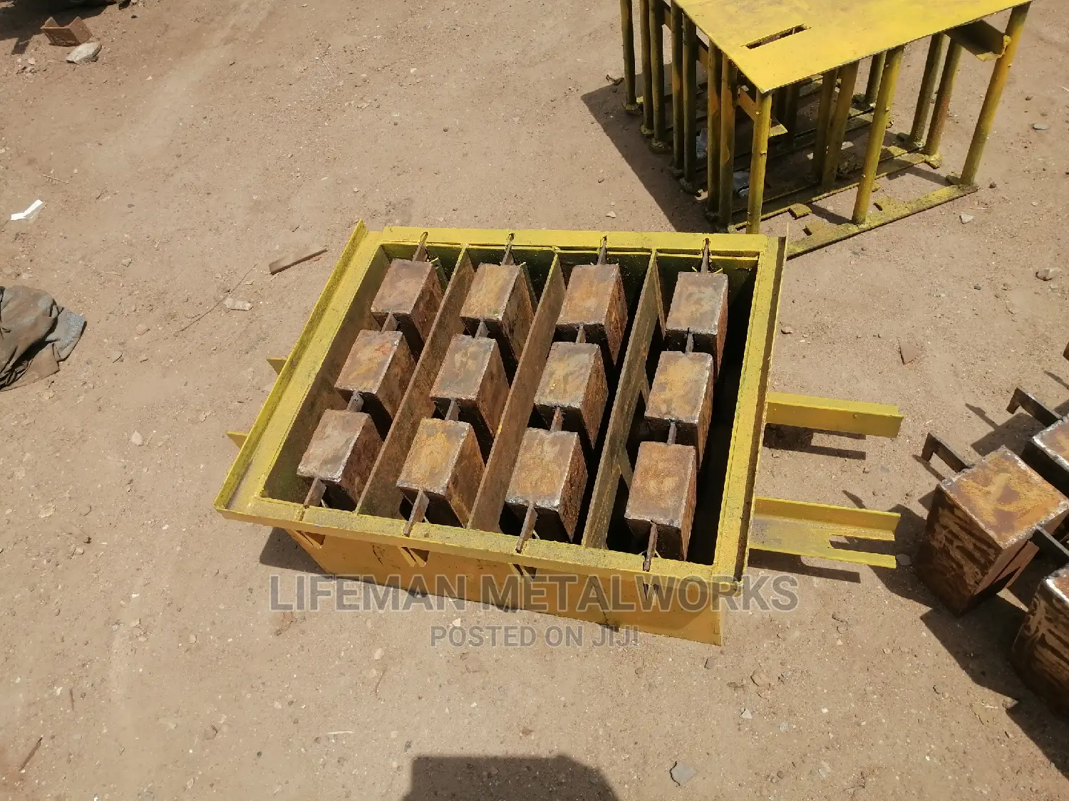 4 in 1 Hollow Mould