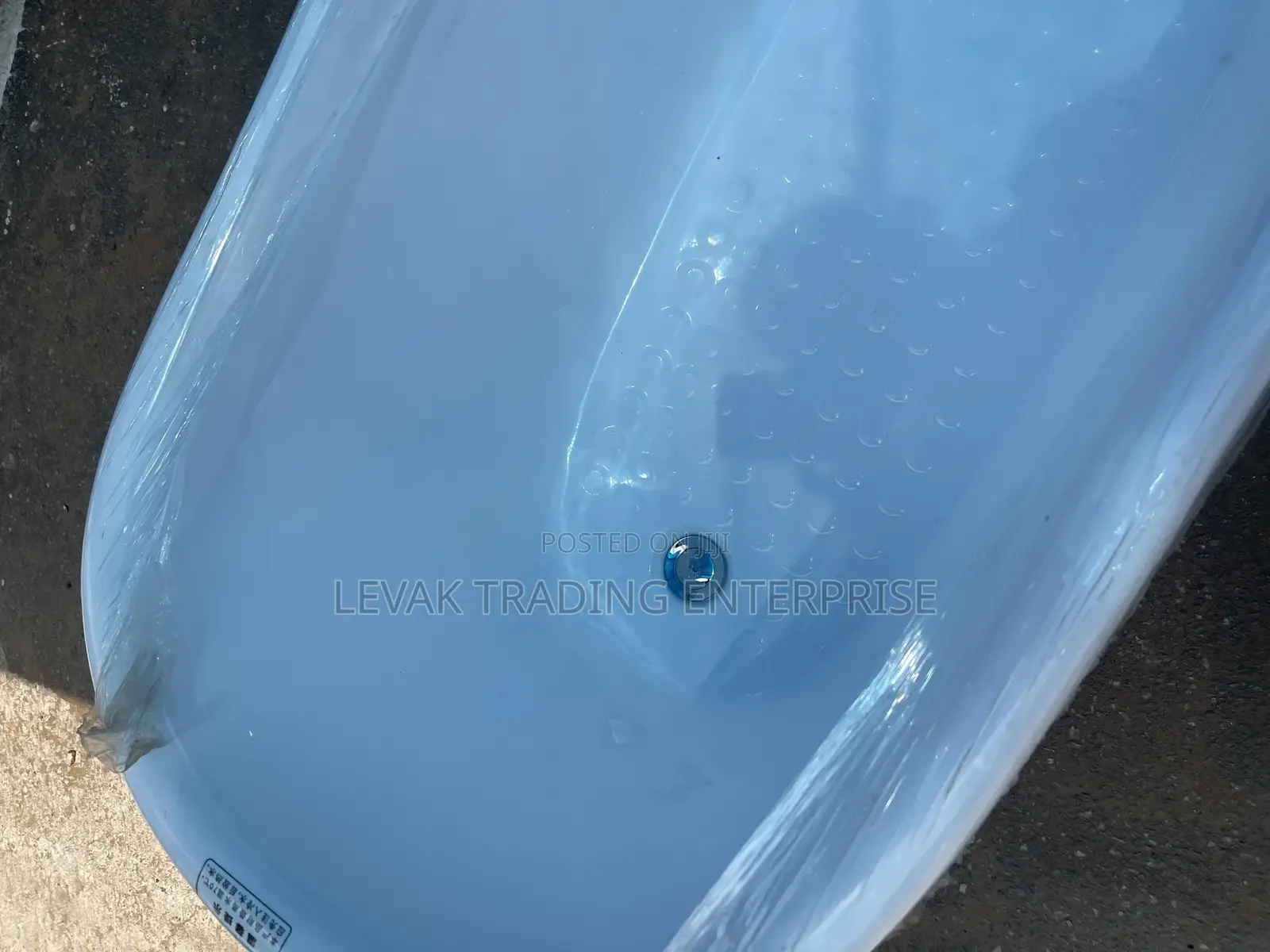 Queen’S Bathtub- Gold Bath - Gold Bathtub