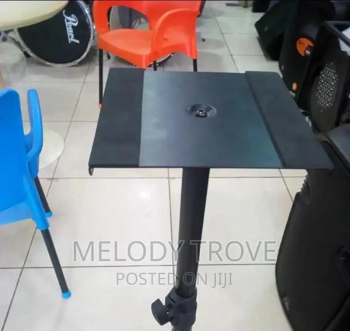 Speaker/Studio Monitor Stand