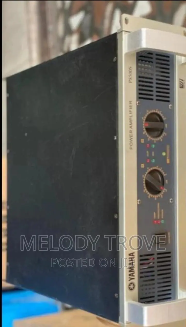 Yamaha 2channel Power Amplifier (P8500S)