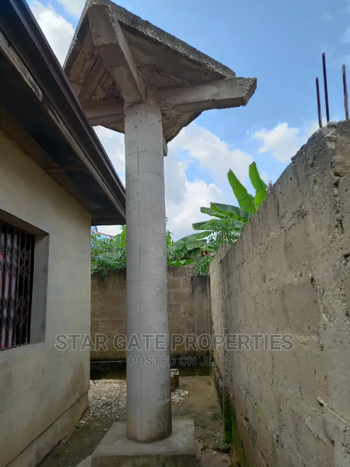 7bdrm House in Star Gate Properties, Kumasi Metropolitan for Sale