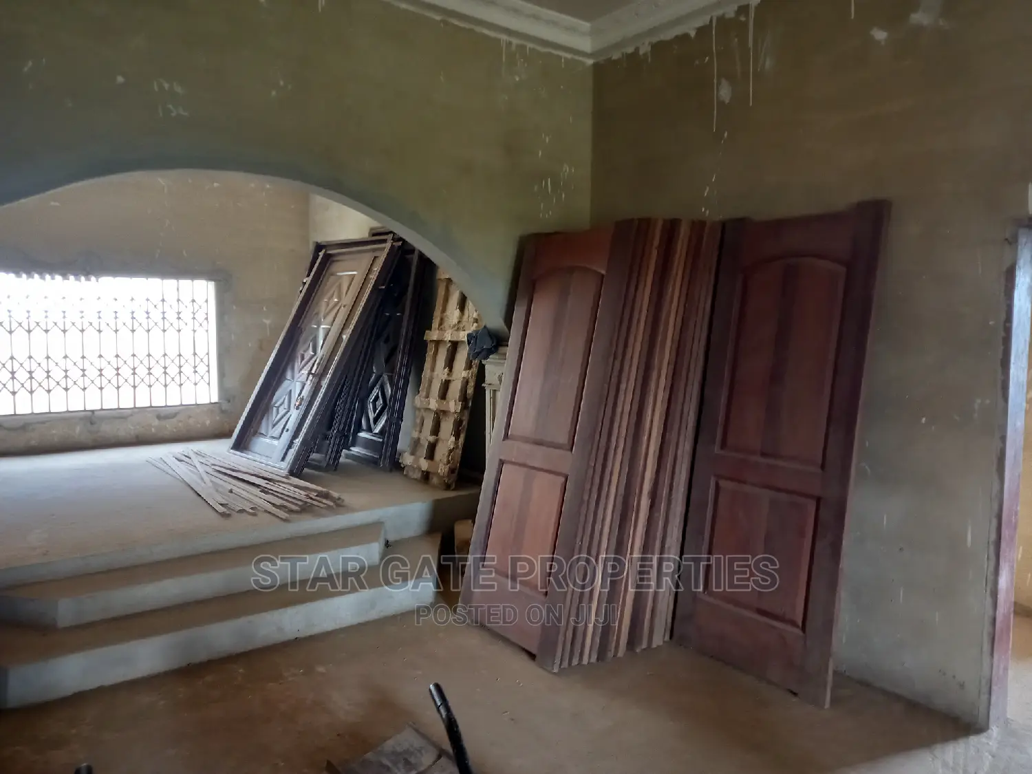 7bdrm House in Star Gate Properties, Kumasi Metropolitan for Sale
