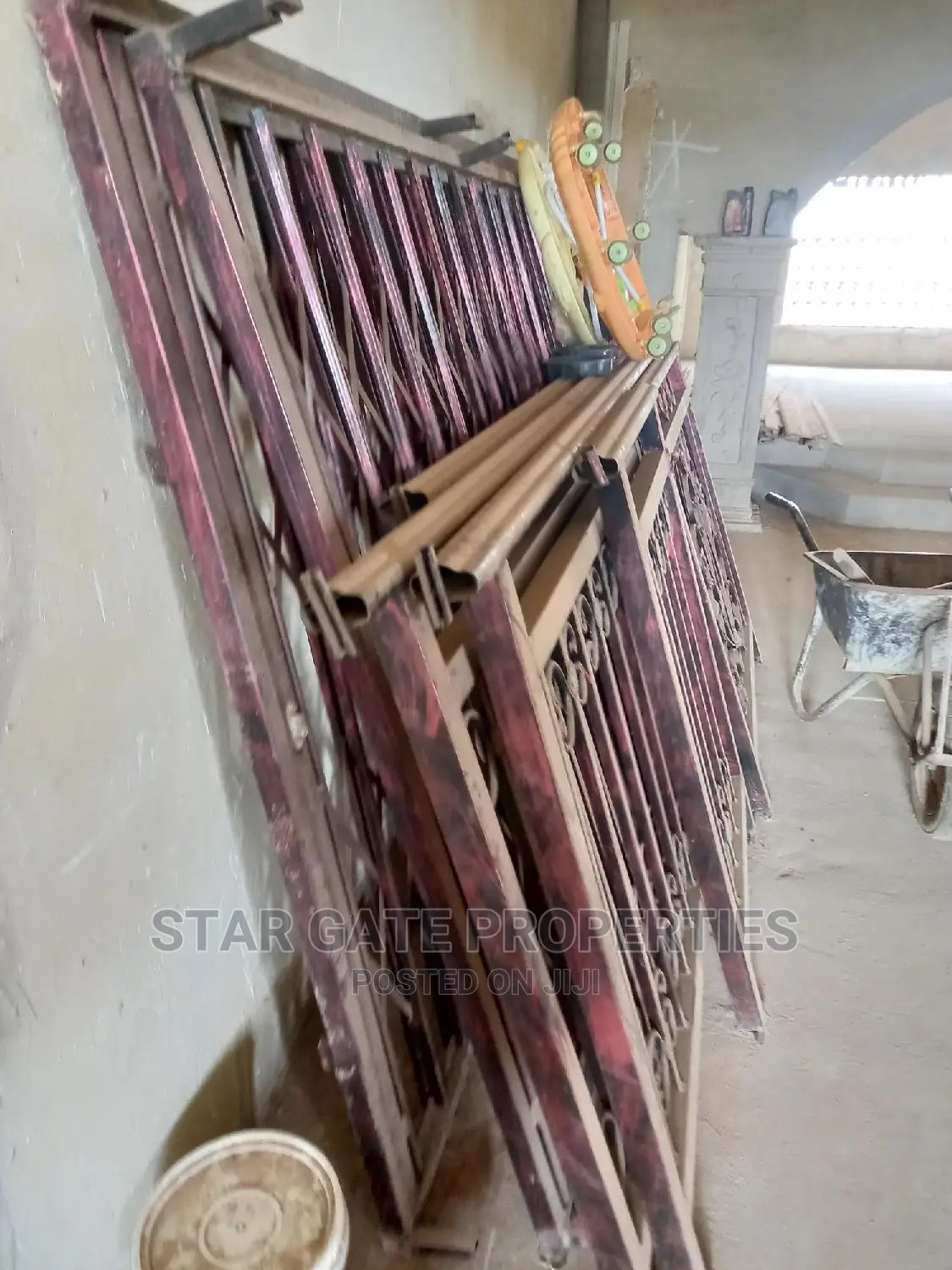 7bdrm House in Star Gate Properties, Kumasi Metropolitan for Sale