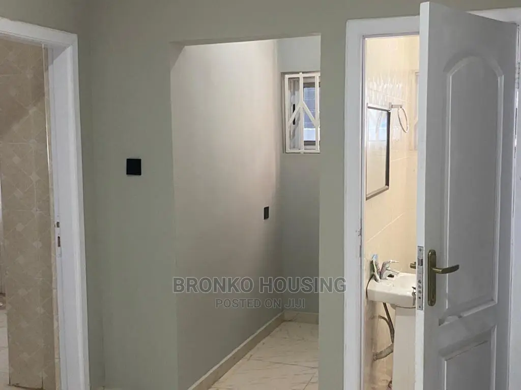 3bdrm House in Bronko Housing, Spintex for rent